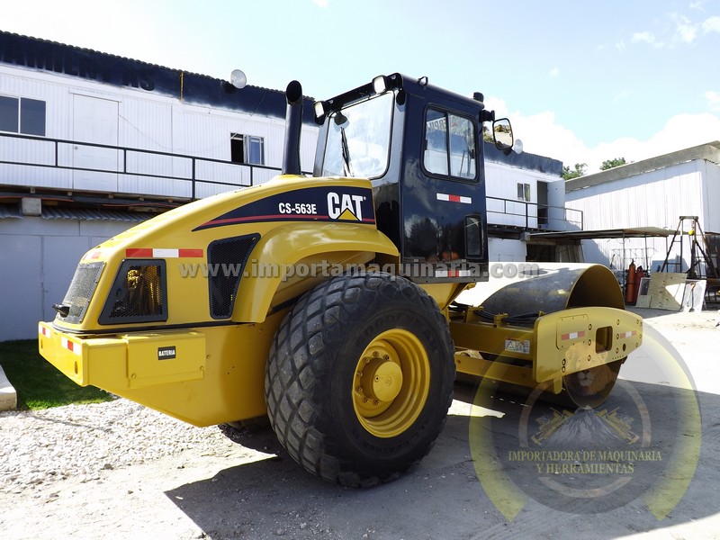 Click to enlarge image Vibrocompactador_Caterpillar_CS563E_rodillo_liso_84_6.jpg