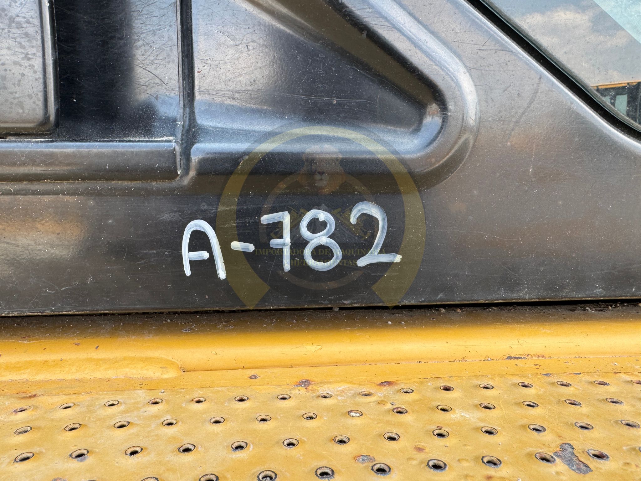 Click to enlarge image 229.jpg