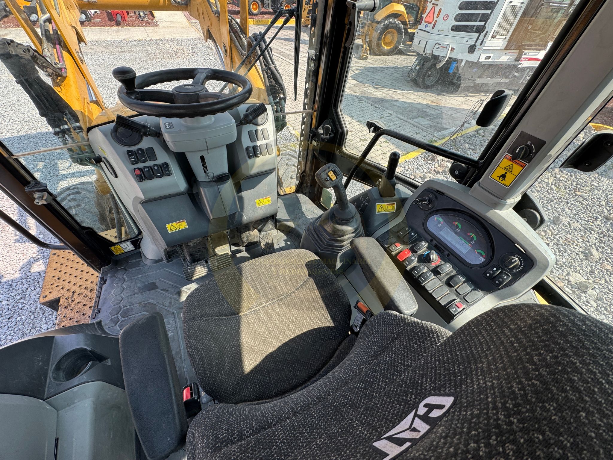 Click to enlarge image 38.jpg