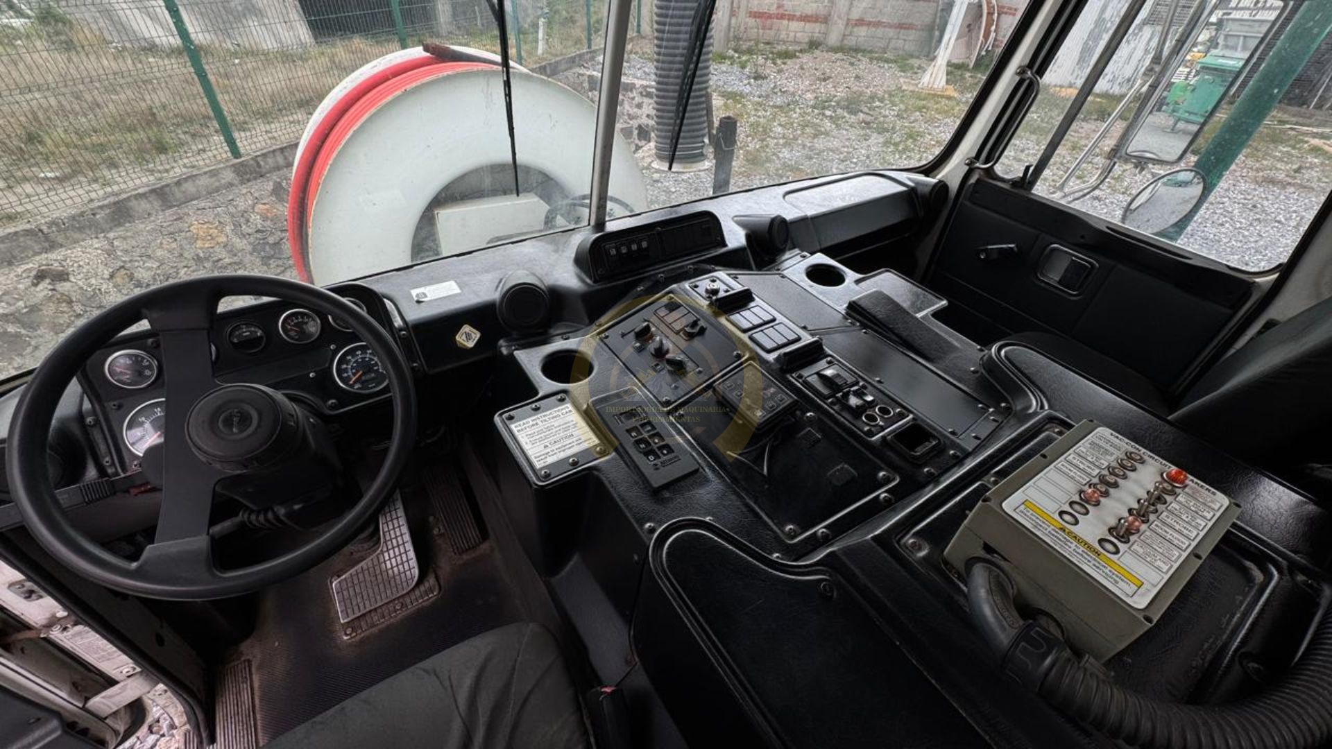 Click to enlarge image 5.jpg