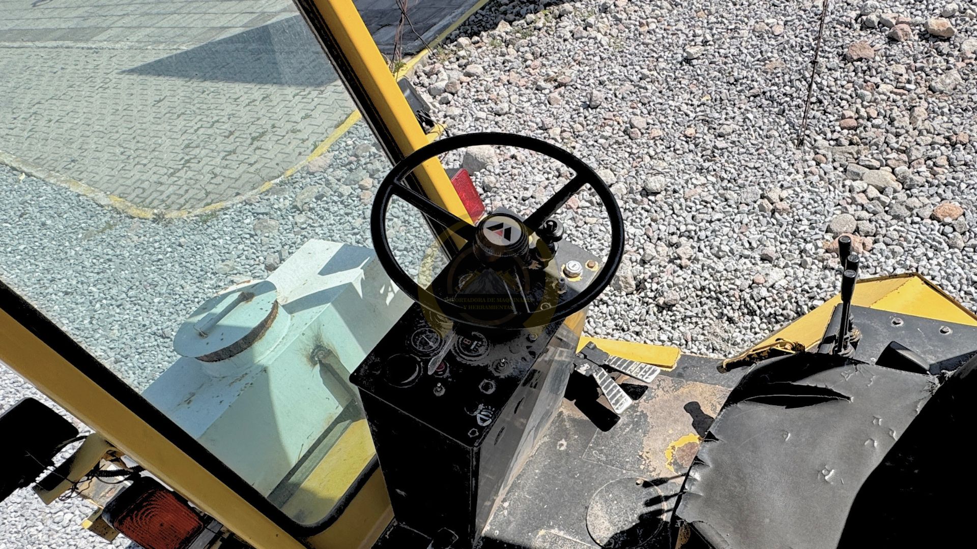 Click to enlarge image 4.jpg