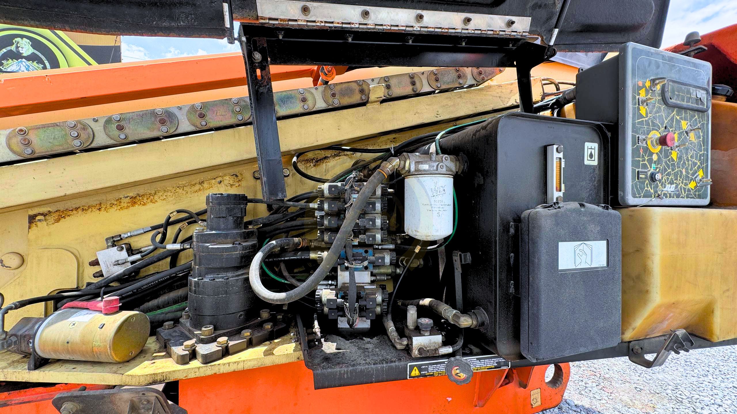 Click to enlarge image 37.jpg