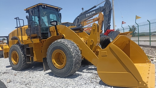 CATERPILLAR 962M
