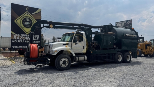 Camiones INTERNATIONAL 7400