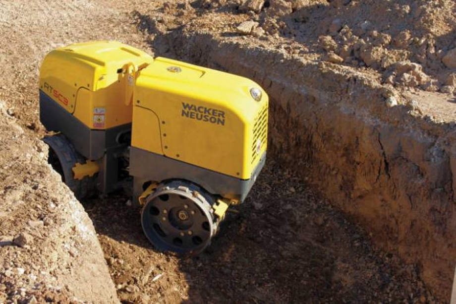 WACKER NEUSON Modelo RT82-SC2 A-571